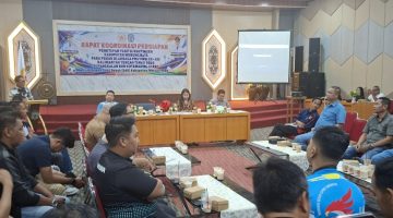 Rakor persiapan penetapan kepanitiaan kontingen Porprov di Gedung Dewan Adat Dayak, Puruk Cahu, Senin (11/5/2026). (Foto : 1tulah.com)