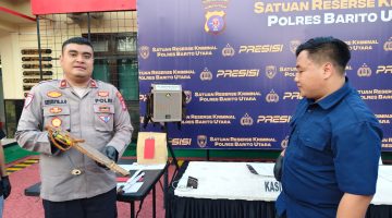 Konferensi pers terkait kronologi pembunuhan di perbatasan Kalteng-Kaltim oleh Polres Barito Utara, Jumat (1/5). Foto-Ahya