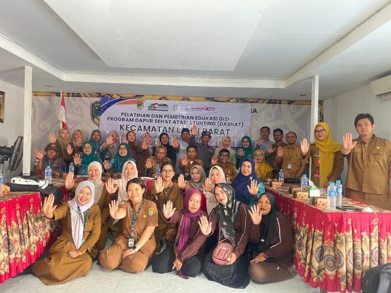 Foto kegiatan Pelatihan dan Pemberian Edukasi Gizi Program Dapur Sehat Atasi Stunting