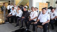 Foto Anggota DPRD Kabupaten Barito Utara, H. Hasrat, S.Ag., turut hadir mendampingi rombongan Pemerintah Kabupaten