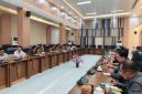 Foto rapat bersama direksi Perusahaan Daerah (Perusda)