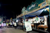 Foto Bupati Barito Utara H. Shalahuddin  Resmi Lepas Pawai Tanglong Malam Takbiran Iduladha 1447 Hijriah