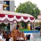 Foto Bupati Barito Utara, H. Shalahuddin ST MT, memimpin secara langsung Apel Siaga Sensus Ekonomi 2026 yang digelar di halaman kantor bupati setempat