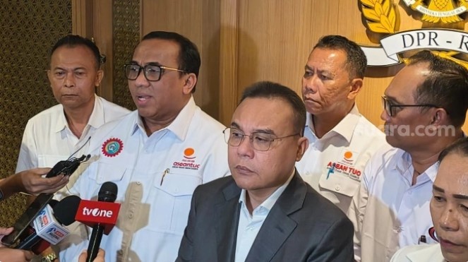 Wakil Ketua DPR Dasco bertemu KSPSI dan KSBSI (Suara.com/Bagaskara) 