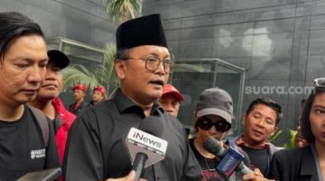 Politisi PDIP, Guntur Romli. (Suara.com) 