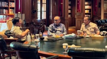 Presiden Prabowo Subianto melakukan pertemuan bersama Ketua Pusat Pelaporan dan Analisis Transaksi Keuangan (PPATK) Ivan Yustiavandana di Hambalang, Jawa Barat, Minggu (3/5/2026). Sekretariat Kabinet 
