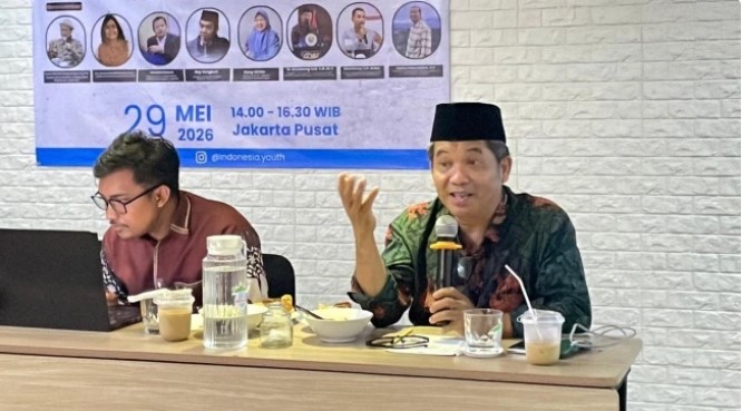 Direktur Lingkar Madani Indonesia (LIMA), Ray Rangkuti (kanan). (Ist) 