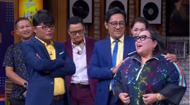 Salah satu episode di Ini Talkshow Net TV. [YouTube Net TV]