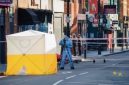 Seorang pria berusia 25 tahun berjuang antara hidup dan mati setelah menjadi korban penembakan dari mobil yang melintas di kawasan Brixton, London Selatan, pada Sabtu dini hari waktu setempat. [Istimewa] 