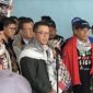 Menteri Luar Negeri RI, Sugiono menyambut kepulangan sembilan warga negara Indonesia (WNI) yang sempat disekap oleh tentara zionis Israel. [Suara.com/Faqih] 