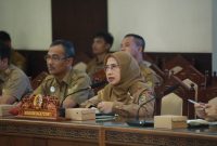 Asisten Administrasi Umum Setda Provinsi Kalimantan Tengah Sunarti menghadiri Rapat Badan Musyawarah (Banmus) DPRD Provinsi Kalimantan Tengah di Ruang Rapat Gabungan DPRD Kalteng, Palangka Raya, Senin (8/6/26).