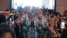 Gubernur Kalimantan Tengah Agustiar Sabran mengajak generasi muda Dayak untuk terus menjaga persatuan, melestarikan budaya, dan berkontribusi aktif dalam pembangunan daerah saat menghadiri peringatan HUT ke-16 Gerdayak Indonesia di Palangka Raya. (6/6/26)
