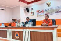 Kepala Pelaksana BPB-PK Provinsi Kalimantan Tengah Ahmad Toyib membuka secara resmi Bimbingan Teknis Pengembangan Kapasitas Tim Reaksi Cepat (TRC) Penanggulangan Bencana Tahun 2026 dengan fokus Manajemen Pengungsi di Aula Kantor BPB-PK Kalteng, Palangka Raya, Kamis (11/6/26).