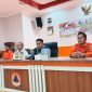 Kepala Pelaksana BPB-PK Provinsi Kalimantan Tengah Ahmad Toyib membuka secara resmi Bimbingan Teknis Pengembangan Kapasitas Tim Reaksi Cepat (TRC) Penanggulangan Bencana Tahun 2026 dengan fokus Manajemen Pengungsi di Aula Kantor BPB-PK Kalteng, Palangka Raya, Kamis (11/6/26).
