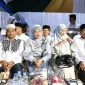 Ketua Komisi III DPRD Barito Utara, DR. H. Tajer beserta anggota lainya menghadiri Pawai Tanglong. Dok/foto: Setwan
