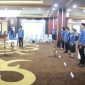 Pj. Sekretaris Daerah Provinsi Kalimantan Tengah Linae Victoria Aden memimpin prosesi pengambilan sumpah/janji Pegawai Negeri Sipil (PNS) di Aula Jayang Tingang, Kantor Gubernur Kalteng, Rabu (17/6/26).