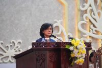 Pj. Sekda Kalimantan Tengah Linae Victoria Aden menyampaikan Pidato Pengantar Raperda Pertanggungjawaban Pelaksanaan APBD Tahun Anggaran 2025 pada Rapat Paripurna DPRD Provinsi Kalimantan Tengah. Pemprov Kalteng kembali meraih opini WTP untuk ke-12 kali berturut-turut dari BPK RI. Rabu, (26/6/26)