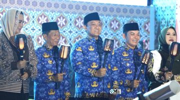 Wakil Gubernur Kalimantan Tengah, Edy Pratowo, secara resmi membuka Musabaqah Tilawatil Quran (MTQ) VIII KORPRI Tingkat Provinsi Kalteng Tahun 2026 di Arena Utama Alun-Alun Jorih Jerah, Puruk Cahu, Rabu (24/6/2026) malam.
