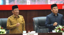 Bupati Murung Raya Heriyus menghadiri Rapat Paripurna Ke-4 Masa Sidang II Tahun 2026 yang digelar DPRD Kabupaten Murung Raya di Ruang Rapat Paripurna DPRD, Senin (22/6/2026) malam.