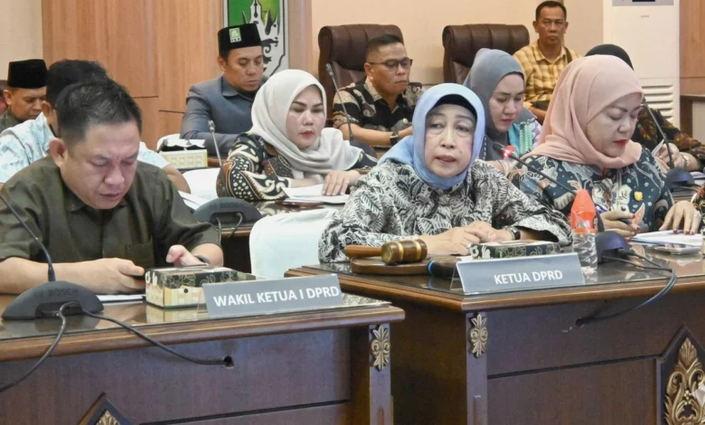 DPRD Barito Utara Simak Paparan Skema Multiyears dari Pemda. Dok/foto: Setwan