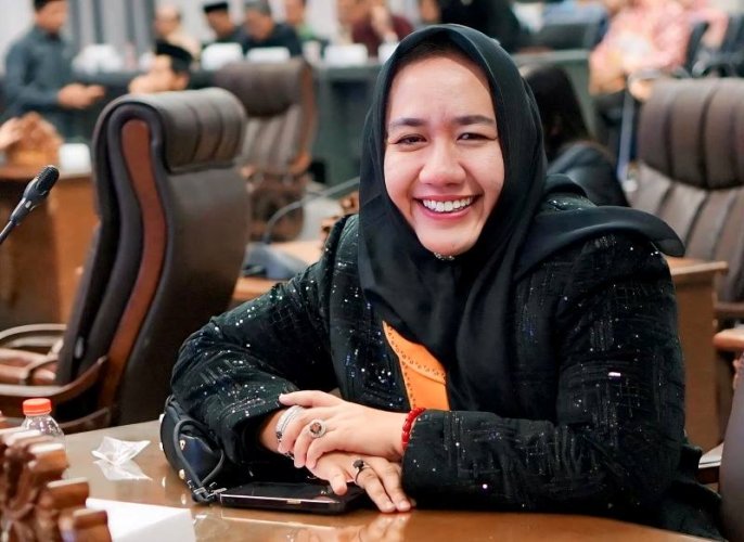 Foto Anggota DPRD Barito Utara, Rosi Wahyuni