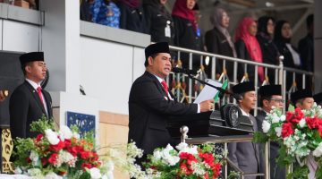 Foto Pemerintah Kabupaten Barito Utara menggelar kegiatan pengambilan sumpah/janji Pegawai Negeri Sipil (PNS)
