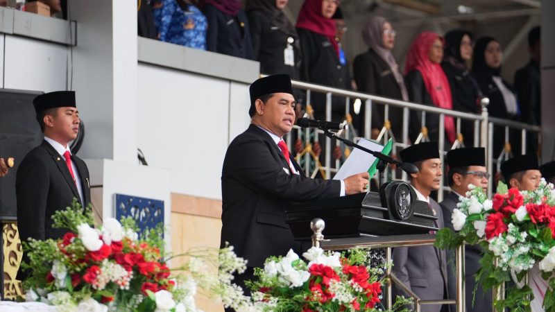 Foto Pemerintah Kabupaten Barito Utara menggelar kegiatan pengambilan sumpah/janji Pegawai Negeri Sipil (PNS)