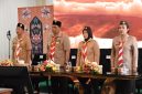 Foto Bupati Barito Utara H. Shalahuddin, ST., MT yang juga menjabat sebagai Ketua Majelis Pembimbing Cabang Gerakan Pramuka Barito Utara, secara resmi melantik Pengurus Kwartir