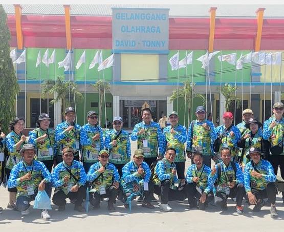 Foto Wakil Bupati Barito Utara, Felix Sonadie Y. Tingan, menghadiri pembukaan Pekan Nasional (PENAS) Petani dan Nelayan XVII Tahun 2026