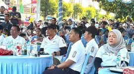 Foto Wakil Ketua II DPRD Kabupaten Barito Utara, Hj. Henny Rosgiaty, S.P., M.M
