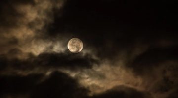Ilustrasi Malam 1 Suro. (Pixabay/Pexels) 