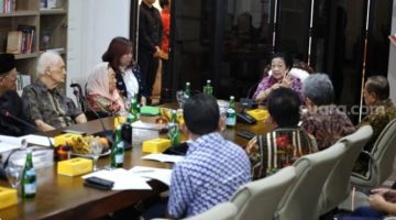 Presiden ke-5 RI sekaligus Ketua Umum DPP PDI Perjuangan, Megawati Soekarnoputri, menggelar Silaturahmi Kebangsaan bersama tokoh yang tergabung dalam Gerakan Nurani Bangsa (GNB) di Megawati Institute, Menteng, Jakarta Pusat, Senin (22/6/2026) siang. (Foto dok. PDIP) 