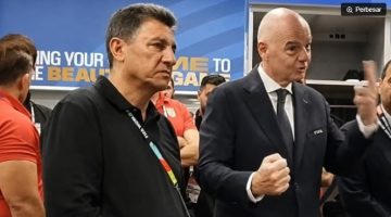 FIFA Paksa Iran Tinggalkan AS! Pencitraan Infantino, Masuk Ruang Ganti dan Ucap Kata-kata Manis [Tangkap layar X]