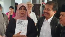 Dokter Tifa dan Roy Suryo [Hiskia/Suarajogja] 