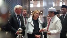 Presiden Jerman Frank-Walter Steinmeier dan Ibu Negara diajak mengunjungi Masjid Istiqlal dan Gereja Katedral. (dok. Kemenag) 