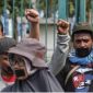 Puluhan aktivis Front Rakyat Indonesia untuk West Papua dan Aliansi Mahasiswa Papua melakukan aksi unjuk rasa bertema 