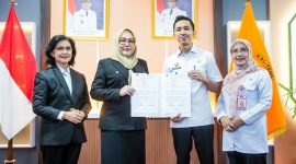 Penjabat Sekretaris Daerah Provinsi Kalimantan Tengah Linae Victoria Aden memimpin prosesi Serah Terima Jabatan (Sertijab) Kepala Organisasi Perangkat Daerah di Ruang Bajakah, Kantor Gubernur Kalimantan Tengah. Sertijab dilakukan sebagai bagian dari penyegaran birokrasi untuk memperkuat sinergi dan meningkatkan kualitas pelayanan publik di lingkungan Pemerintah Provinsi Kalimantan Tengah. Rabu (1/7/2026).