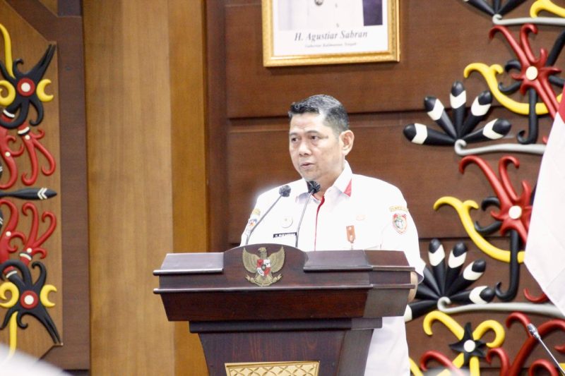 Kepala Biro Kesejahteraan Rakyat Setda Provinsi Kalimantan Tengah Rus`ansyah membuka kegiatan Koordinasi dan Sinkronisasi Kebijakan Kesejahteraan Rakyat Bidang Kebudayaan Tahun 2026 di Aula Eka Hapakat, Kantor Gubernur Kalimantan Tengah. Kegiatan ini menjadi langkah strategis dalam memperkuat kelembagaan Kedamangan dan melestarikan budaya serta hukum adat Dayak di Kalimantan Tengah. Rabu (1/7/2026).
