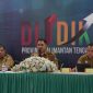Kepala Dinas Pendidikan Provinsi Kalimantan Tengah Muhammad Reza Prabowo memberikan penjelasan mengenai mekanisme Program Seragam Sekolah Gratis Kalteng 2026 saat menerima audiensi Aliansi Pemuda Peduli Pendidikan Kalimantan Tengah (P3K) di Aula Pintar Dinas Pendidikan Provinsi Kalimantan Tengah, Senin (7/7/26).