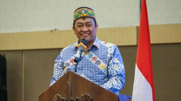 Wakil Gubernur Kalimantan Tengah Edy Pratowo membuka Musyawarah Provinsi (Musprov) VIII KADIN Kalimantan Tengah Tahun 2026 di Hotel Best Western Palangka Raya, sebagai upaya memperkuat sinergi dunia usaha, investasi, dan pertumbuhan ekonomi daerah. Jumat (10/7/26).