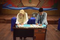 Kepala Dislutkan Provinsi Kalimantan Tengah Sri Widanarni bersama Rektor Universitas Antakusuma M. Fatchurahman menandatangani Nota Kesepahaman (MoU) sebagai langkah strategis memperkuat sinergi pengembangan sektor kelautan dan perikanan melalui pendidikan, penelitian, dan pengabdian kepada masyarakat. Rabu (29/7/26).