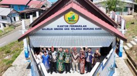 eresmian Fasilitas GKE di Puruk Cahu Jadi Simbol Kerukunan dan Penguatan Iman