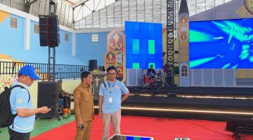 Bupati Murung Raya (Mura), Heriyus, meninjau langsung kesiapan venue pelaksanaan Pembukaan Sinode Umum XXV Gereja Kalimantan Evangelis (GKE) di GOR Tana Malai Tolung Lingu (TMTL) 