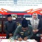 Rapat menyepakati Rancangan Peraturan Daerah (Raperda) tentang Perubahan Ketiga atas Peraturan Daerah Nomor 9 Tahun 2016 dalam Rapat Paripurna ke-8 Masa Sidang II Tahun 2026 yang berlangsung di Ruang Rapat Paripurna DPRD Kabupaten Murung Raya, Kamis (30/7/2026).