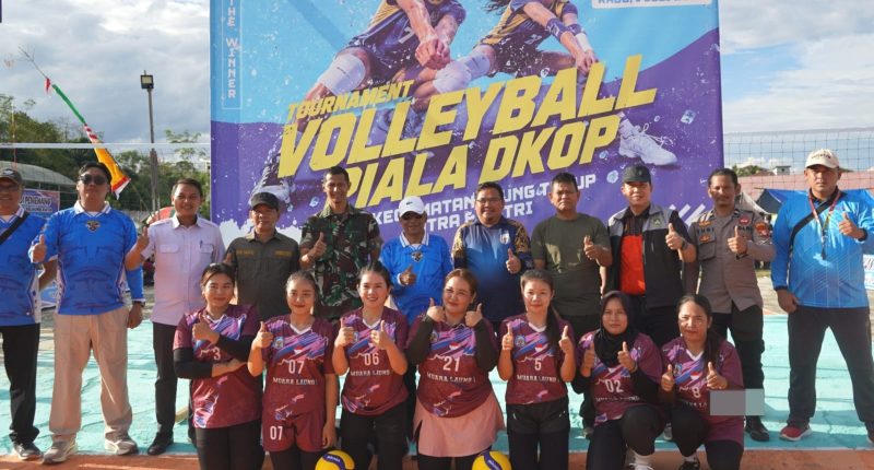 Turnamen Kejuaraan Bola Voli Piala Bergilir DKOP  Murung Raya dalam rangka Pekan Olahraga Kecamatan (PORCAM) Tahun 2026 di Kecamatan Laung Tuhup, Rabu (1/7/2026).
