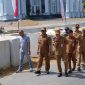 Foto Bupati Barito Utara, H. Shalahuddin, didampingi Wakil Bupati Felix Sonadie Y. Tingan dan Sekretaris Daerah Muhlis, melaksanakan peninjauan lapangan