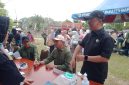 Foto Ketua Komisi II DPRD Kabupaten Barito Utara, H. Taufik Nugraha turut berpartisipasi dalam rangkaian kegiatan Gerakan Pangan Murah (GPM)