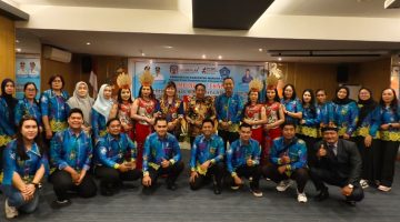 Pemkab Mura disela mengukiti Bimtek Implementasi Aplikasi SRIKANDI Versi Terbaru Tahun 2026 dalam Mendukung Transformasi Digital Kearsipan Pemerintah Kabupaten Murung Raya yang berlangsung di Aula Serba Guna Hotel One Legion, Kuta, Bali, Kamis (23/7/2026).