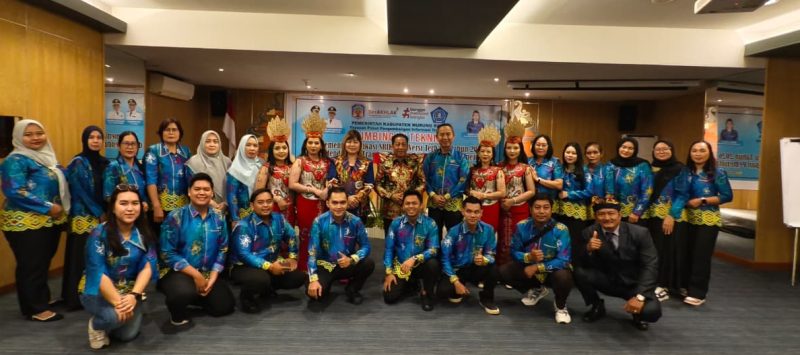 Pemkab Mura disela mengukiti Bimtek Implementasi Aplikasi SRIKANDI Versi Terbaru Tahun 2026 dalam Mendukung Transformasi Digital Kearsipan Pemerintah Kabupaten Murung Raya yang berlangsung di Aula Serba Guna Hotel One Legion, Kuta, Bali, Kamis (23/7/2026).