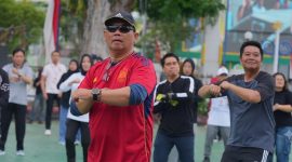 Foto Pemerintah Kabupaten Barito Utara kembali menggelar kegiatan Jumat Sehat yang dipusatkan di halaman Kantor Bupati setempat dan diikuti jajaran ASN